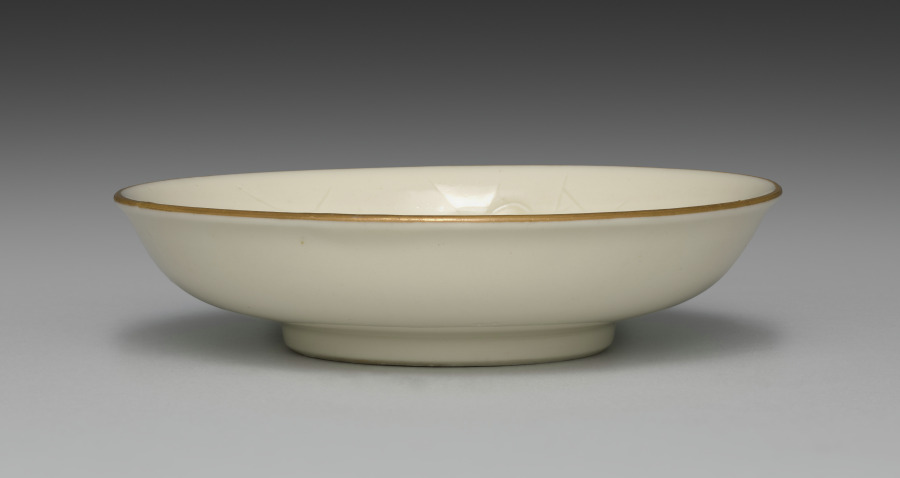 Small Dish from Dining Set with Plum Blossoms and Cracked-Ice