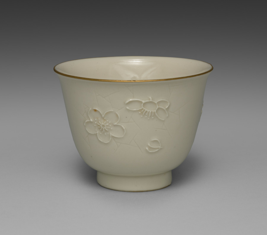 Drinking Cup from Dining Set with Plum Blossoms and Cracked-Ice