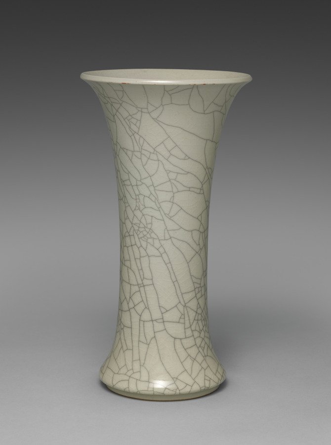 gu-shaped vase